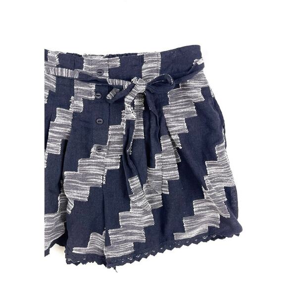 Anthropologie Skies Are Blue Button Front Waist Tie Shorts - Picture 2 of 5